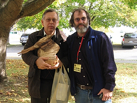Dr. Ivan Jakopović i uzgajivač Paul Stamets, organizator treće međunarodne konferencije o ljekovitim gljivama